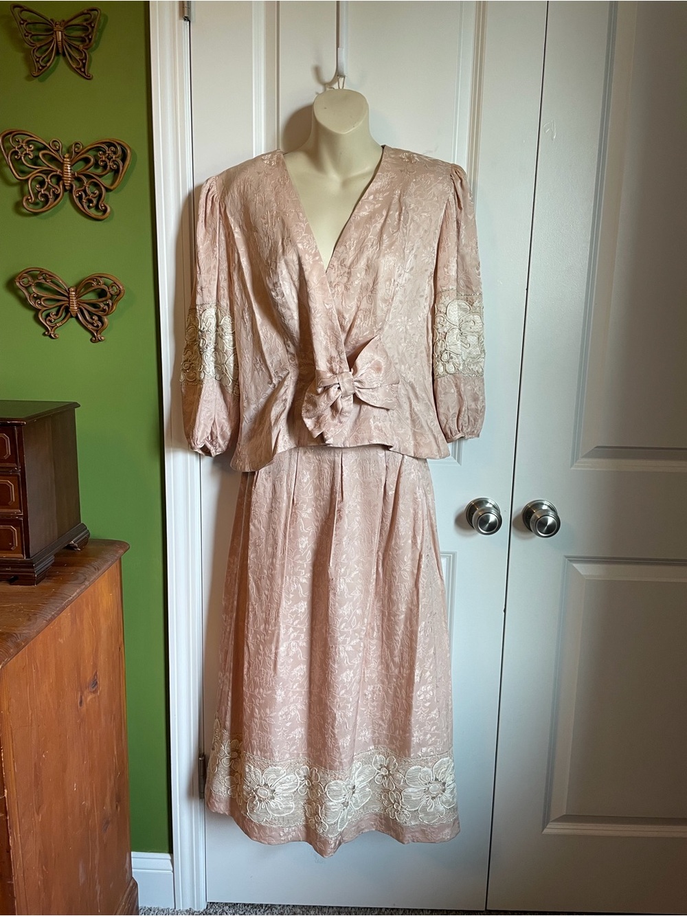 Special Occasions by Liberty Lucrezia for Cloak of Many Colors Skirt Set Blazer